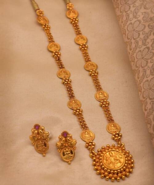 Short Temple-Style Laxmi Coin Haar