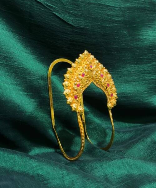 Traditional Filigree Golden Bajuband