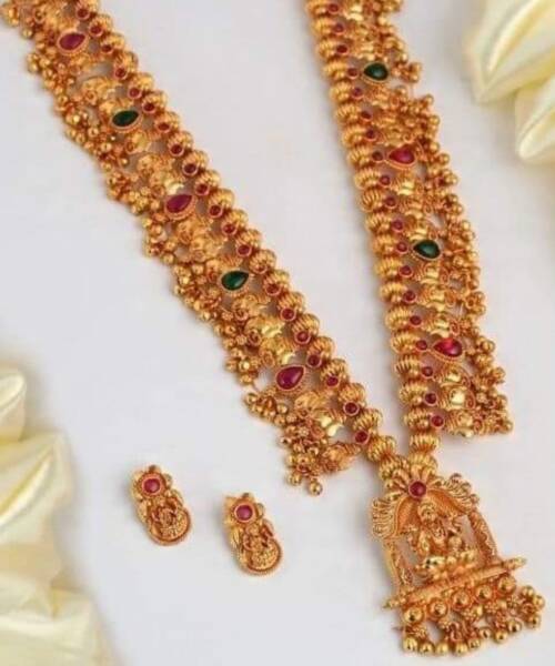 Auspicious Laxmi Pendant Kolhapuri Saaz