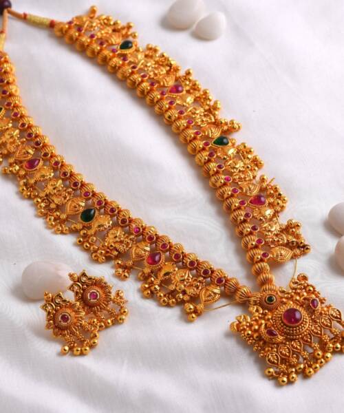 Geometric Rectangle Pendant Kolhapuri Saaz